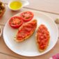 Tostadas con tomate